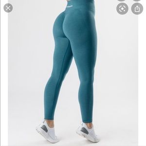 Alphalete amplify leggings